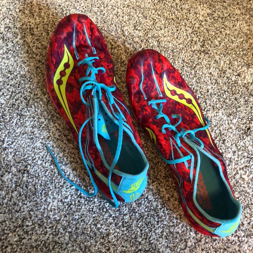 Track spikes